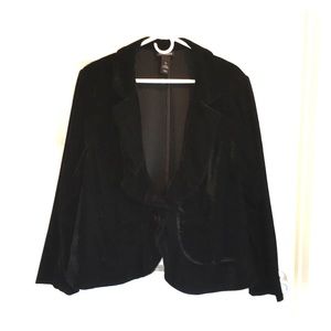 Gorgeous!!! Lane Bryant velvet blazer.
